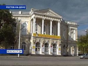 Ростовский Молодежный театр возобновил показ детских спектаклей