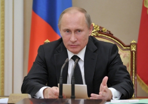 Путин установил уволенным во время декрета пособие