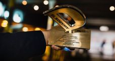 Компания «Оптимизм» получила премию «Digital Communication AWARDS» в номинации «Digital-агентство года»