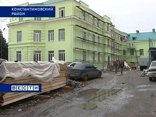 В Константиновском районе одну из школ ремонтируют больше полугода